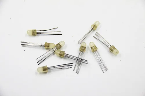 КИПД18А-М светоизлучающий диод КИПД18А-М светоизлучающий диод